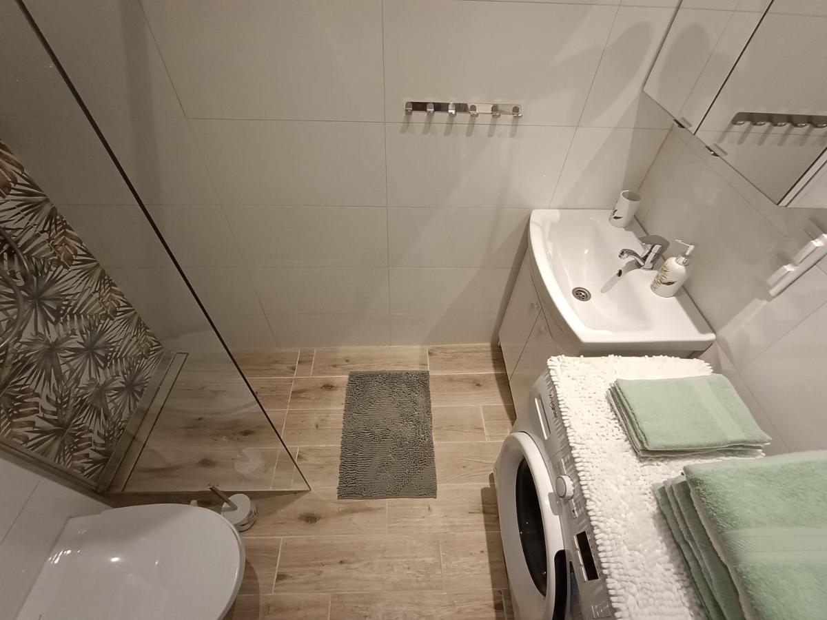 Szmaragdowy Apartament Apartman Tarnowskie Góry Kültér fotó