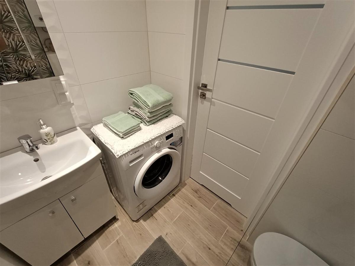 Szmaragdowy Apartament Przy Ulicy Opolskiej Tarnowskie Góry Kültér fotó