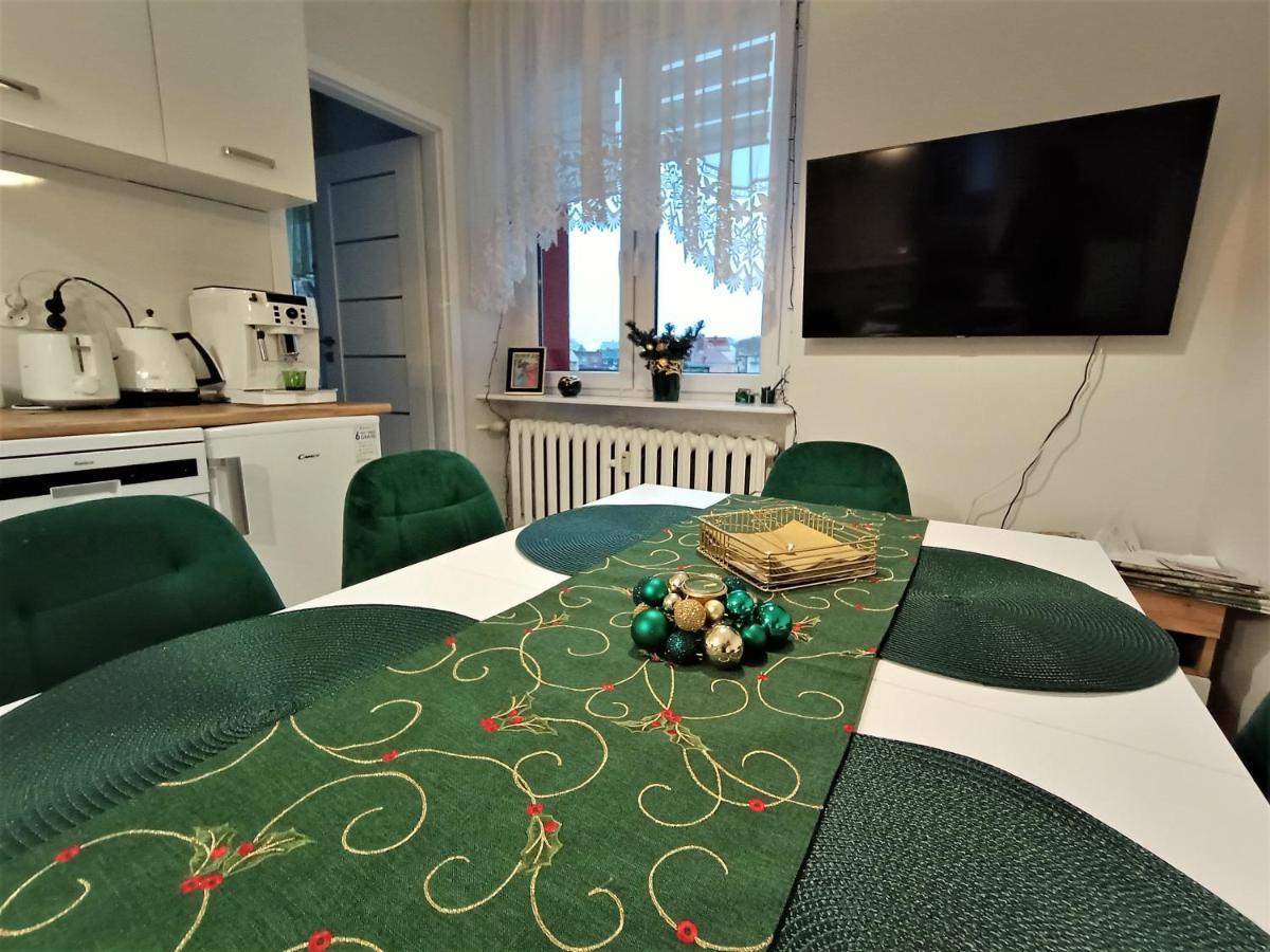 Szmaragdowy Apartament Przy Ulicy Opolskiej Tarnowskie Góry Kültér fotó